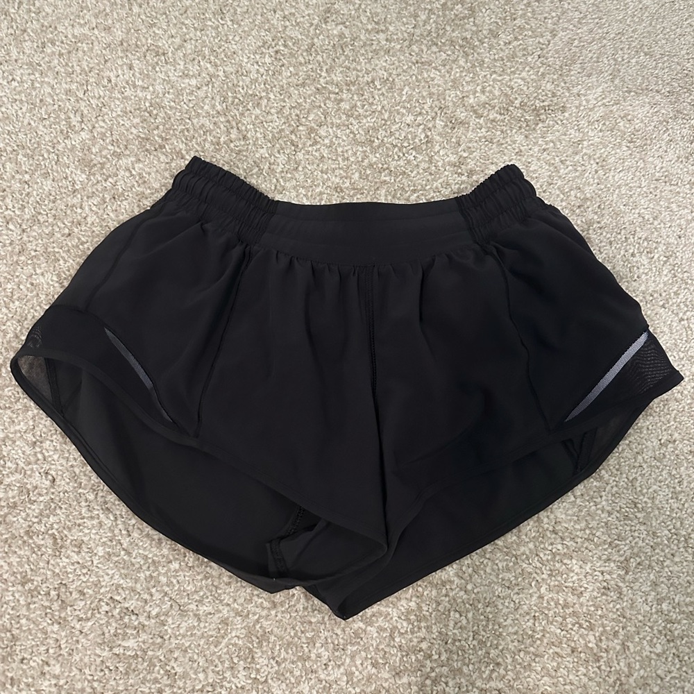 Lululemon Black Hotty Hot Lined Shorted 2.5”